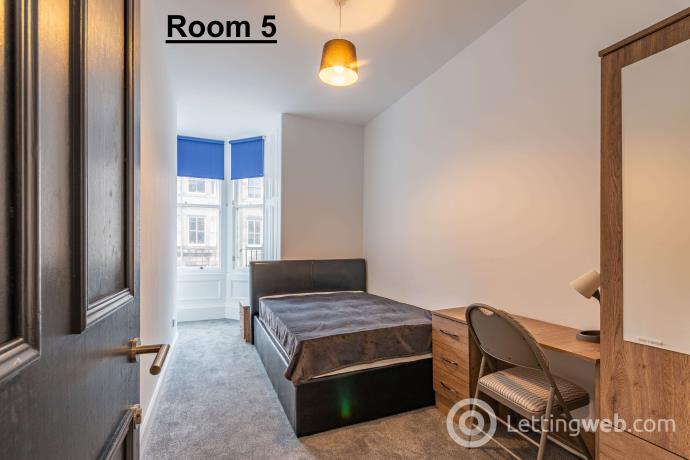 Property to rent in Bernard Terrace, Edinburgh, EH8