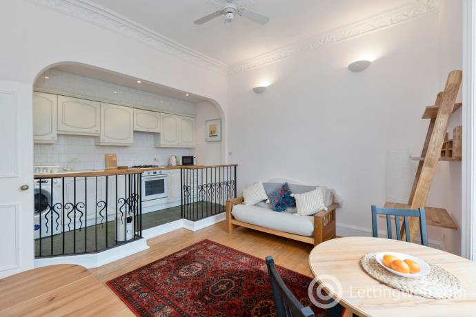 Property to rent in Brunton Gardens, Edinburgh, EH7