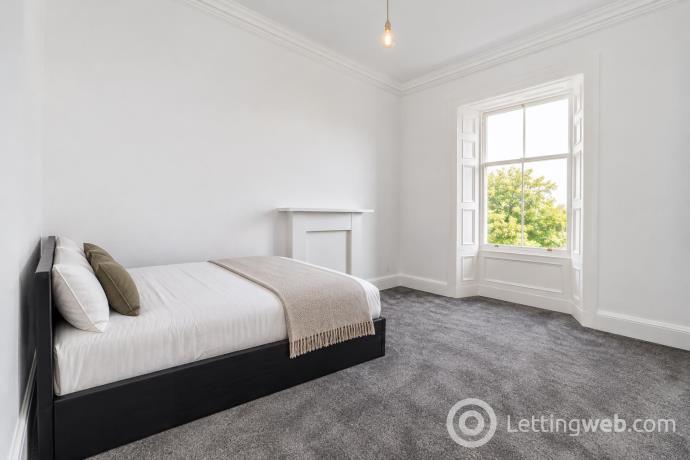 Property to rent in Bruntsfield Place, Edinburgh, EH10