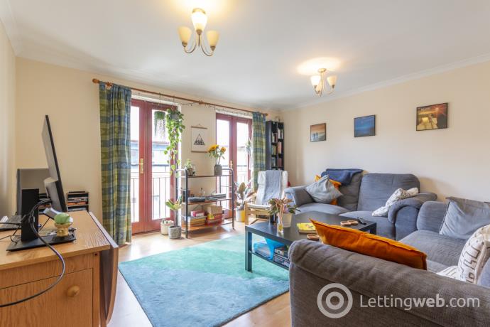 Property to rent in High Riggs, Edinburgh, EH3