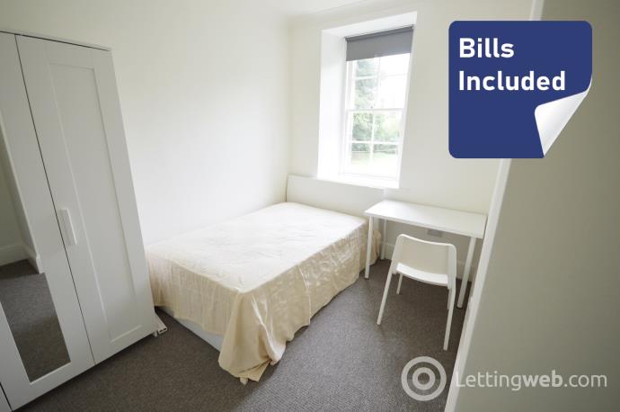 Property to rent in Bernard Terrace, Edinburgh, EH8