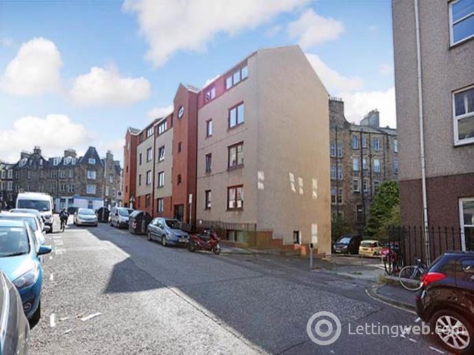 Property to rent in Murieston Road
