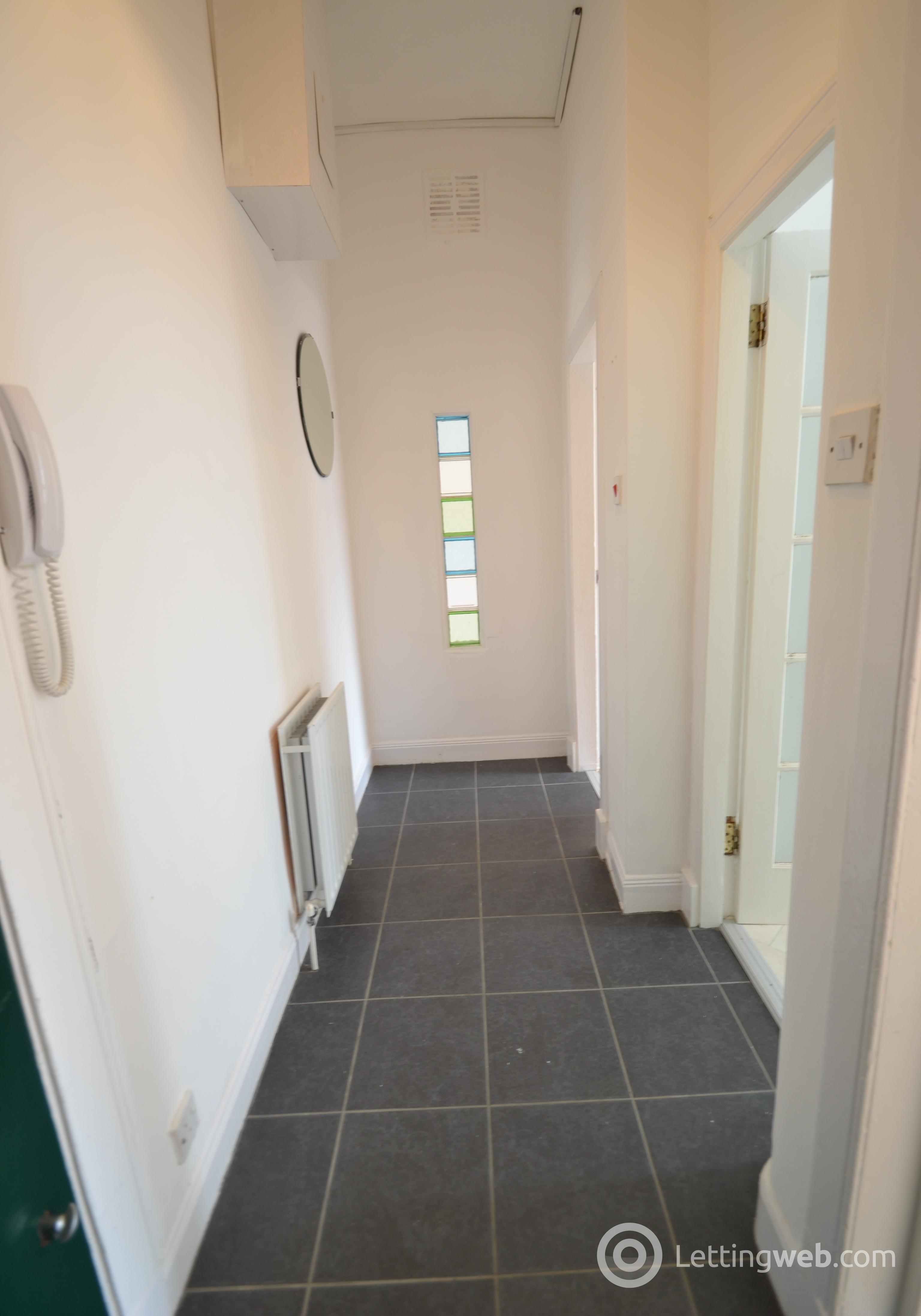 Property to rent in 1/2, 30 Garry Street, Glasgow, G44 4AX