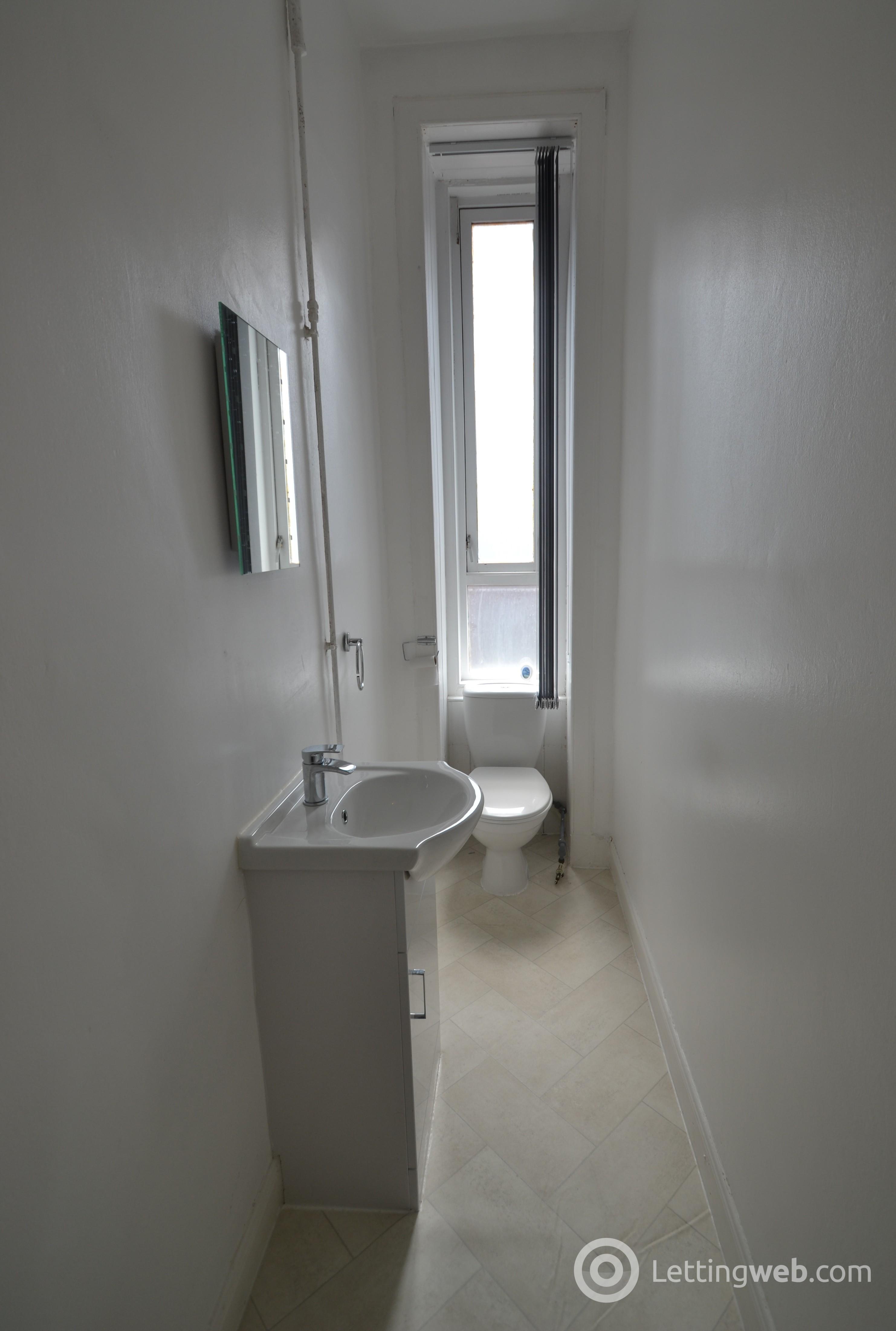 Property to rent in 1/2, 30 Garry Street, Glasgow, G44 4AX