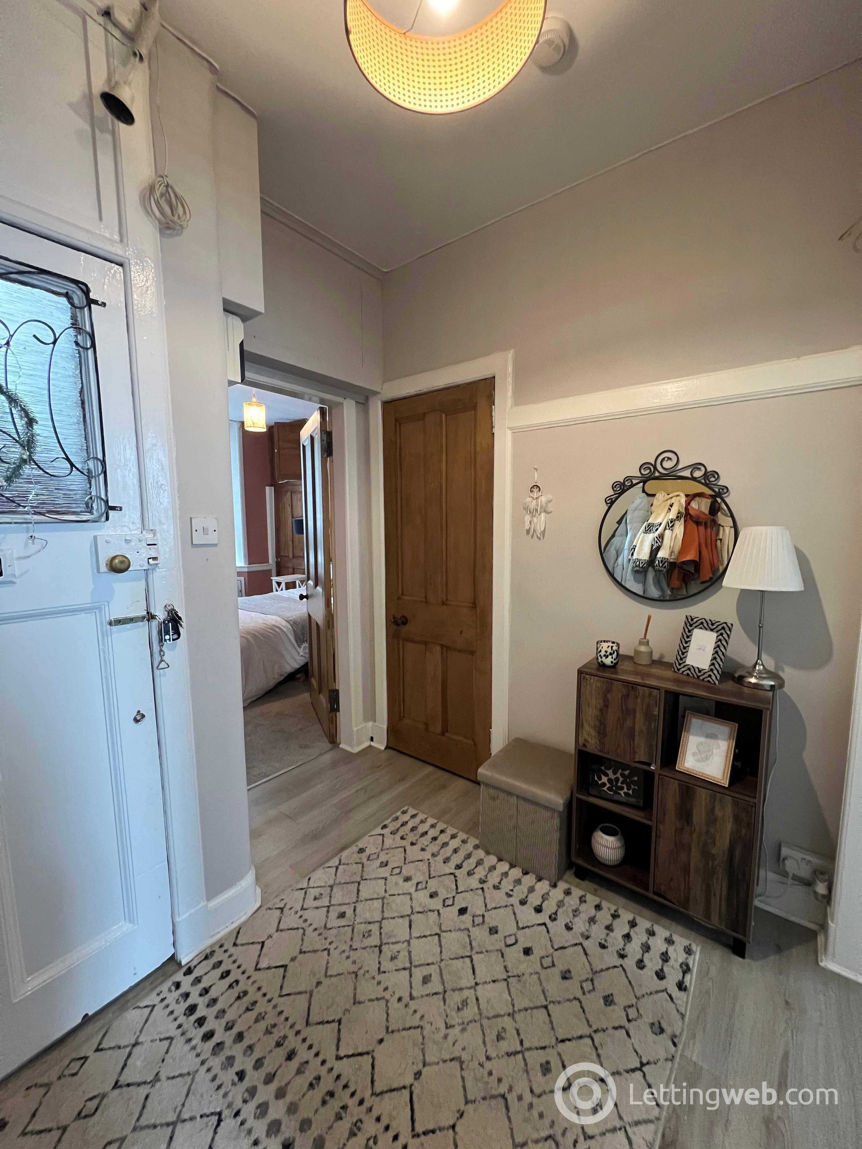 Property to rent in 2/1, 168 Newlands Road, Glasgow, G44 4ES
