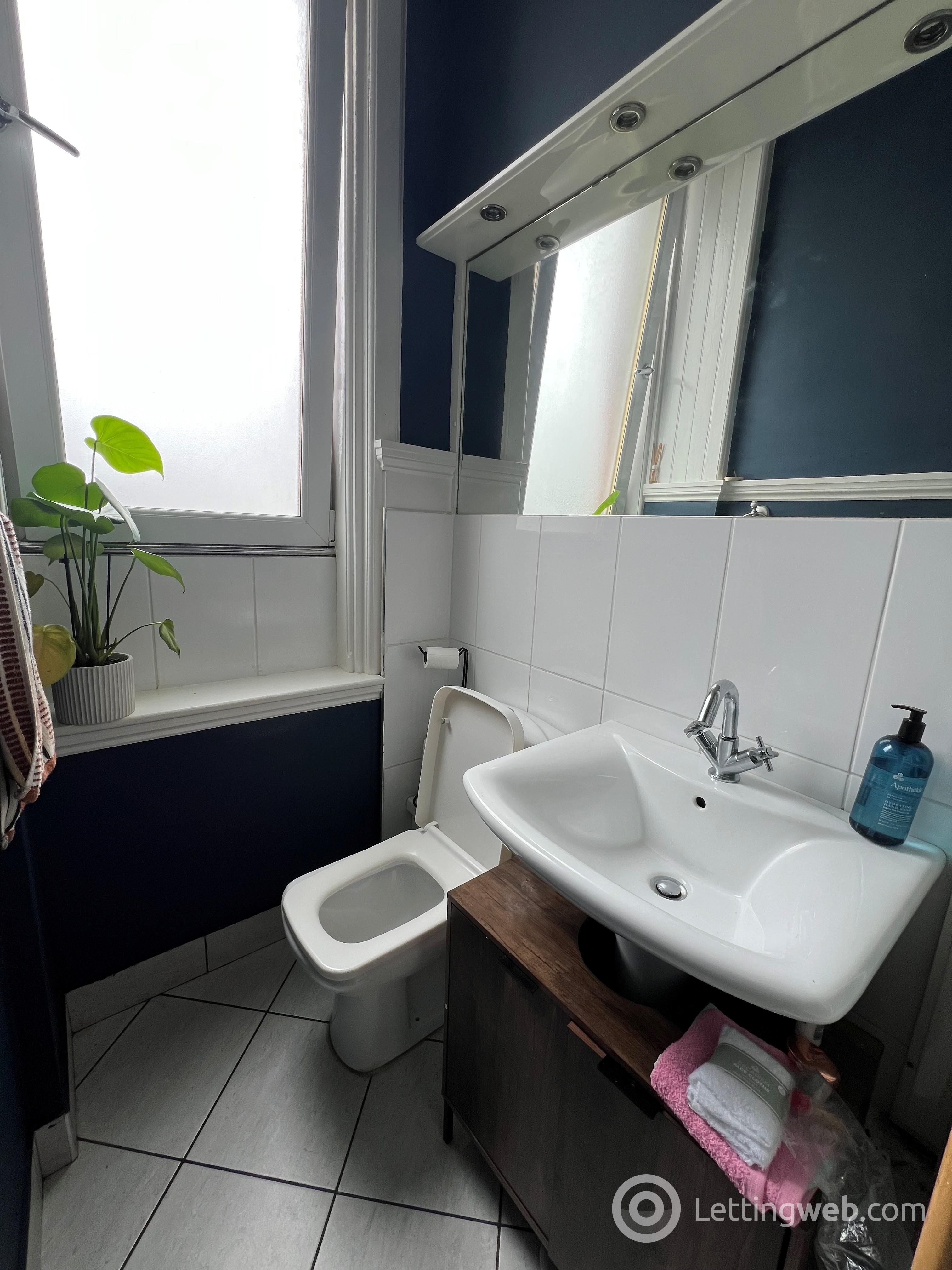 Property to rent in 2/1, 168 Newlands Road, Glasgow, G44 4ES