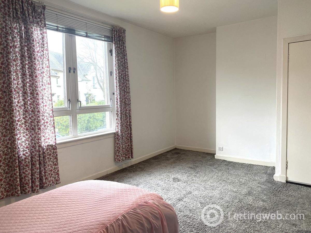 Property to rent in 32 Alcaig Road, Glasgow, G52 1NH