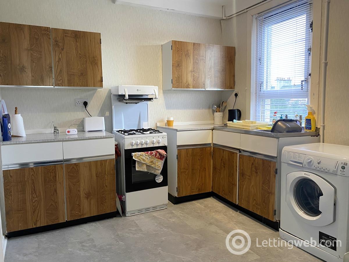 Property to rent in 32 Alcaig Road, Glasgow, G52 1NH