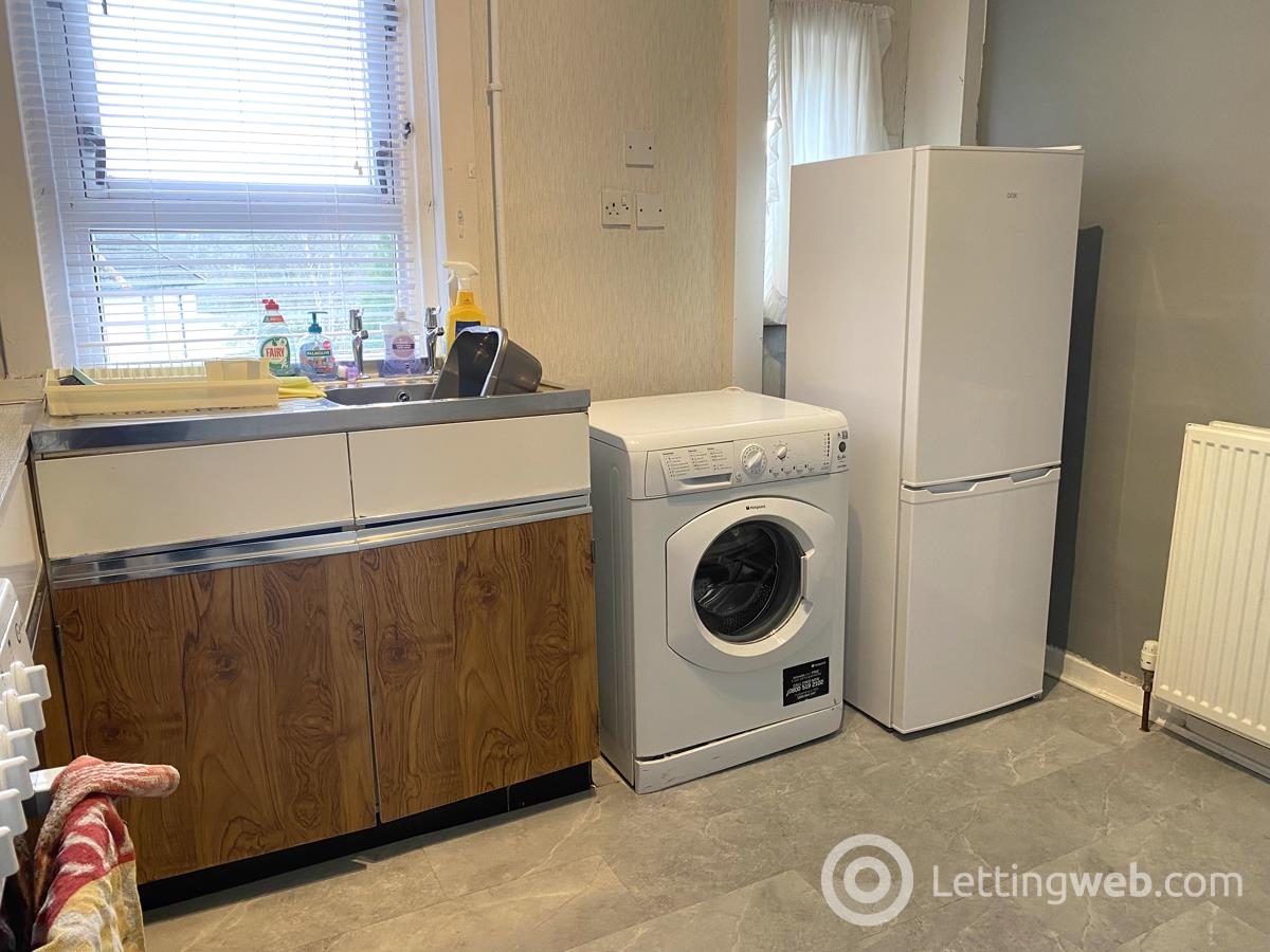 Property to rent in 32 Alcaig Road, Glasgow, G52 1NH