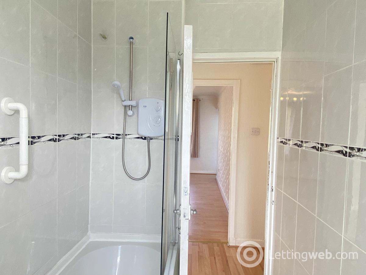 Property to rent in 1/2, 93 Hillington Road South, Glasgow, G52 2AE