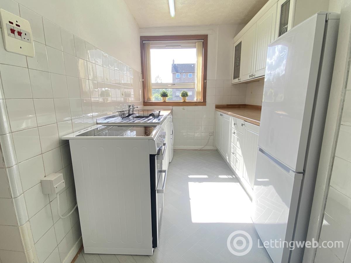 Property to rent in 1/2, 93 Hillington Road South, Glasgow, G52 2AE