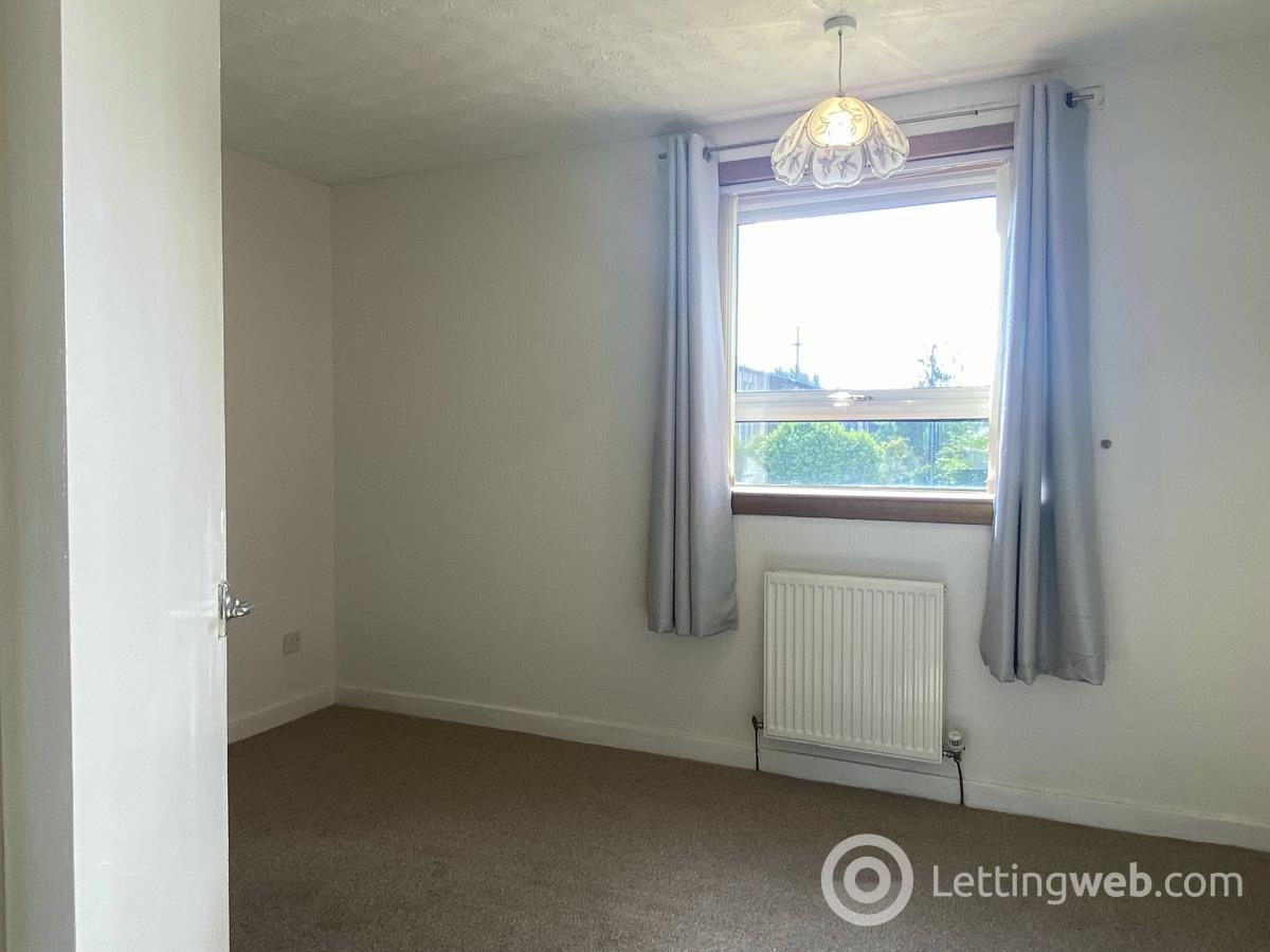 Property to rent in 1/2, 93 Hillington Road South, Glasgow, G52 2AE