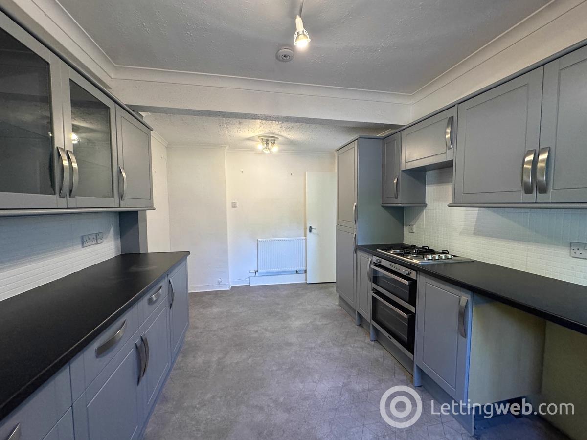 Property to rent in 160 Pendeen Road Glasgow G33 4SS