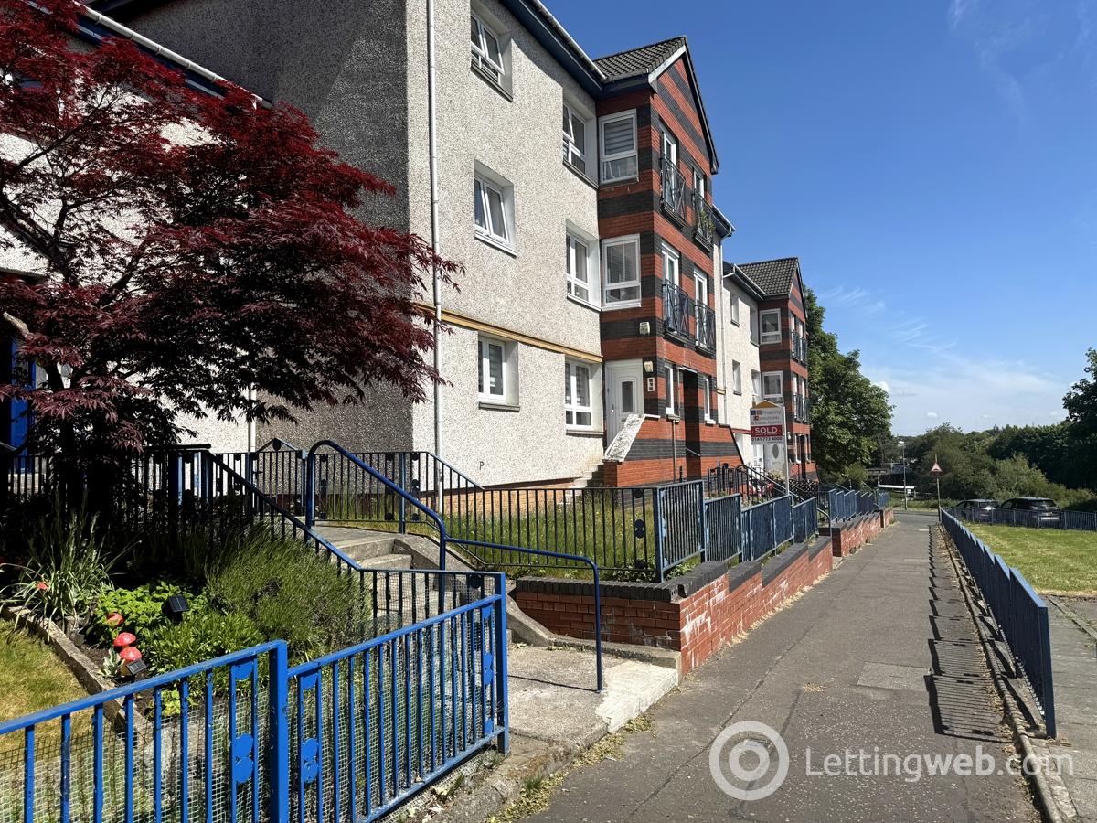 Property to rent in 160 Pendeen Road Glasgow G33 4SS