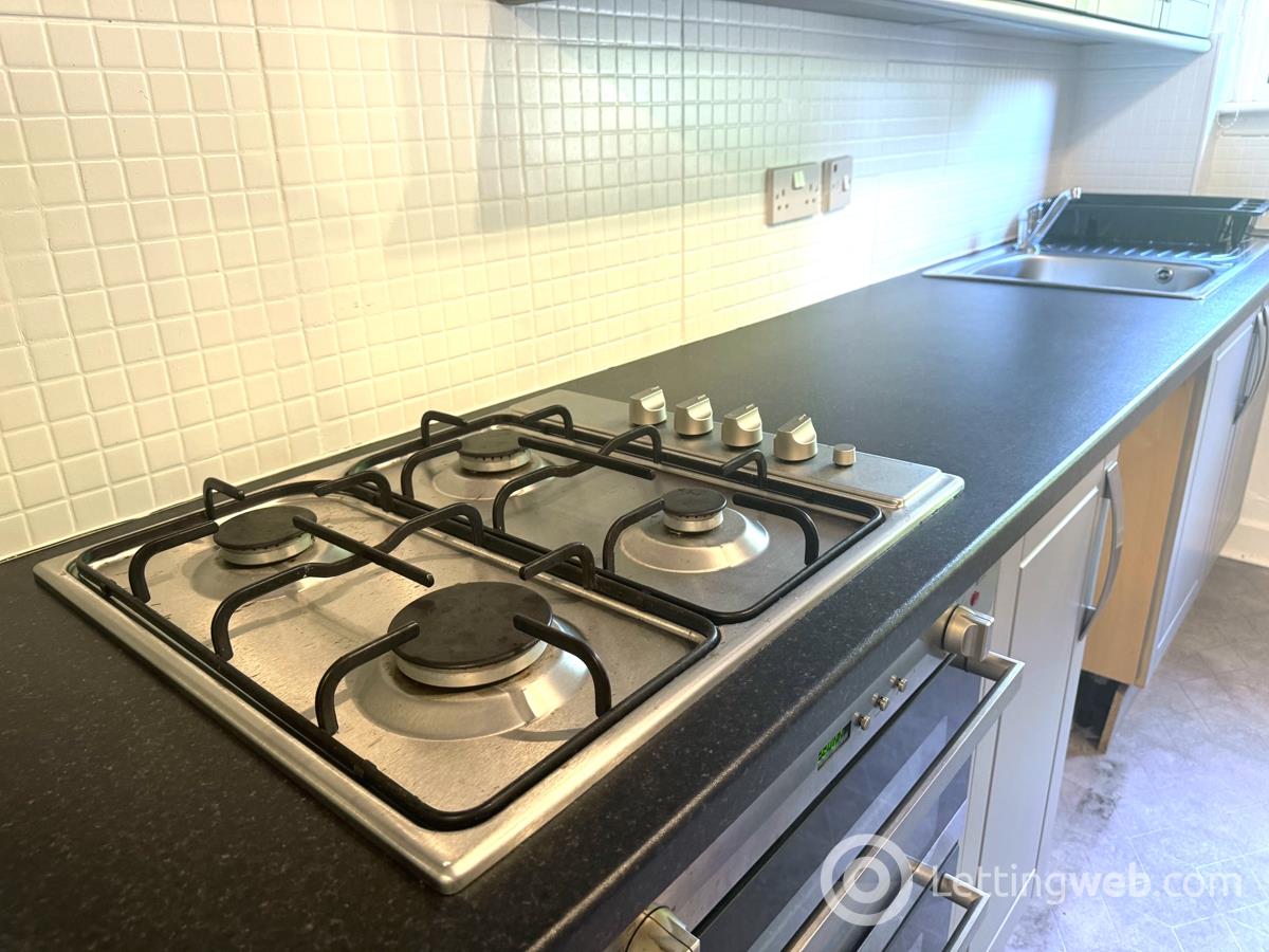 Property to rent in 160 Pendeen Road Glasgow G33 4SS