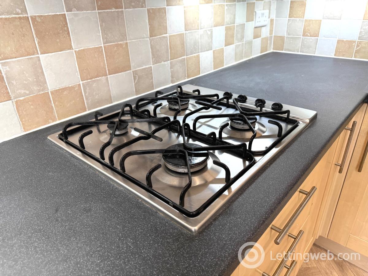 Property to rent in 149 Ayr Road Newton Mearns