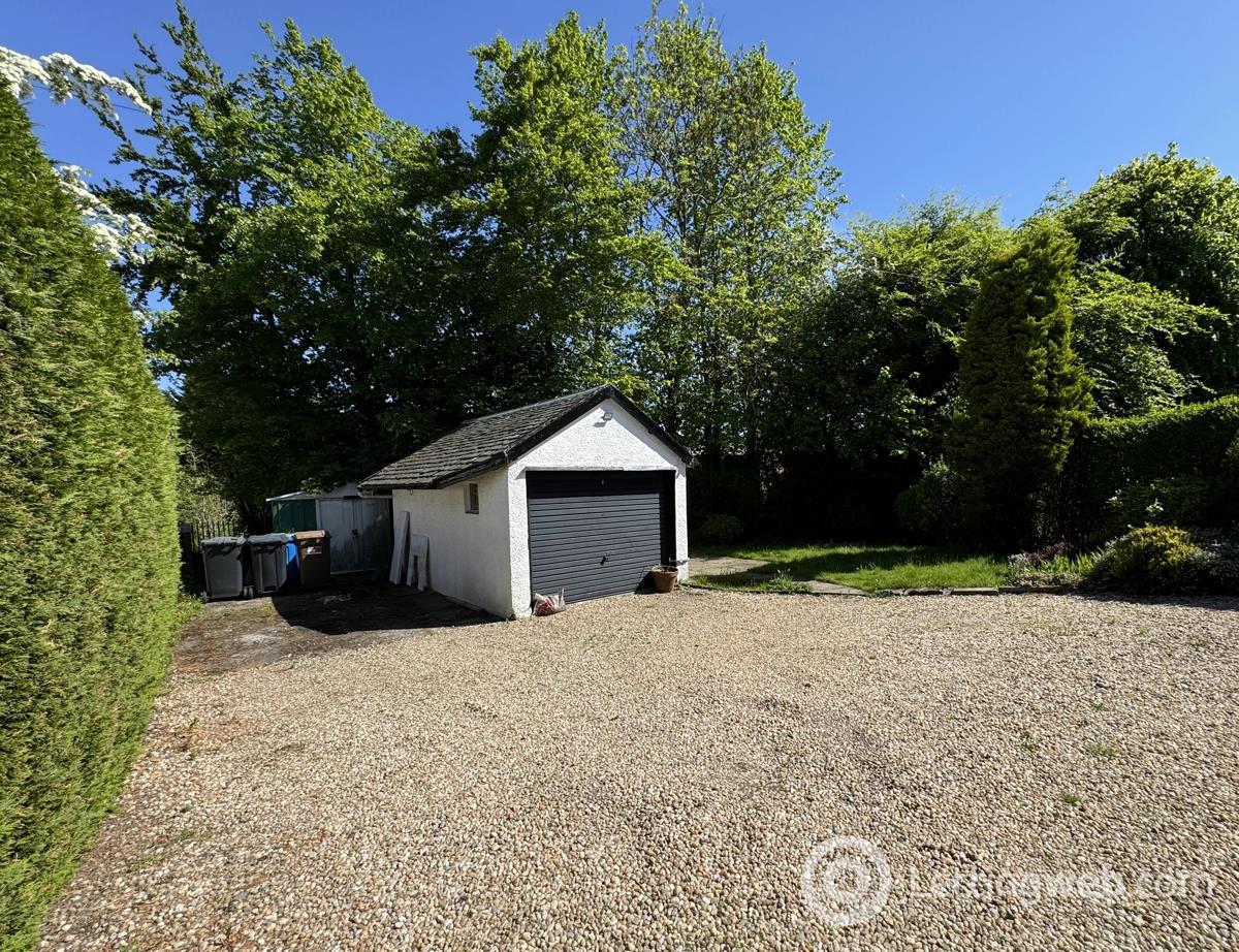 Property to rent in 149 Ayr Road Newton Mearns