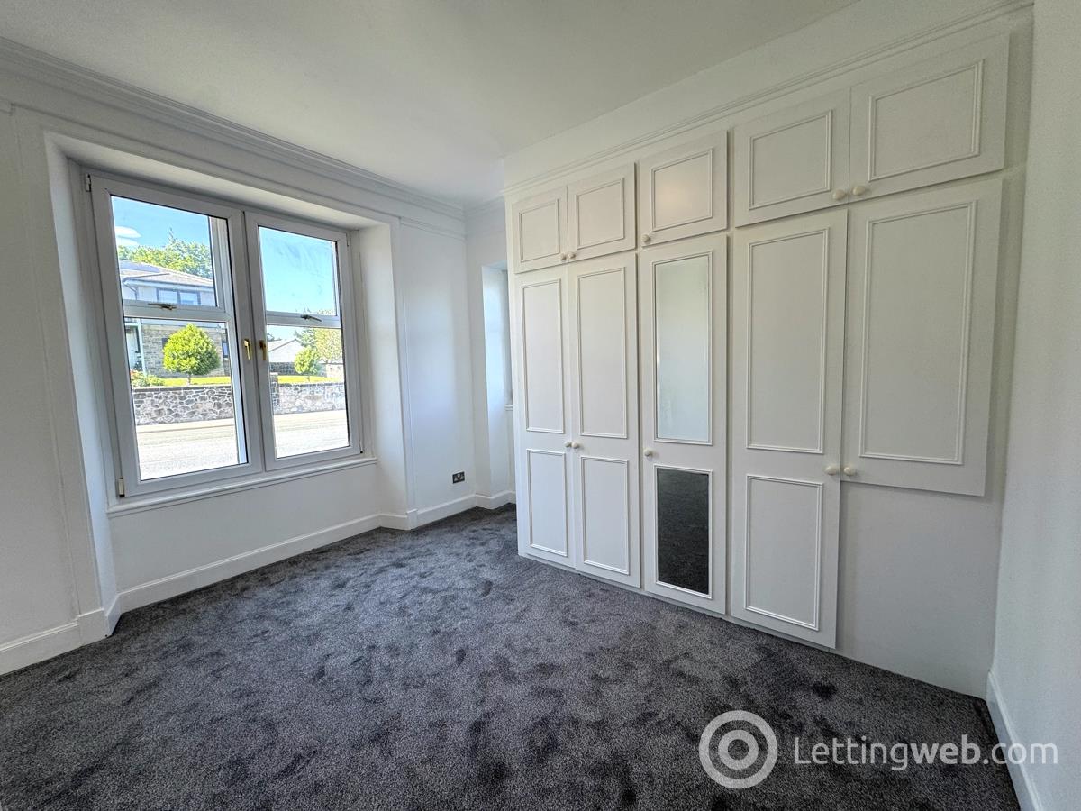 Property to rent in 149 Ayr Road Newton Mearns