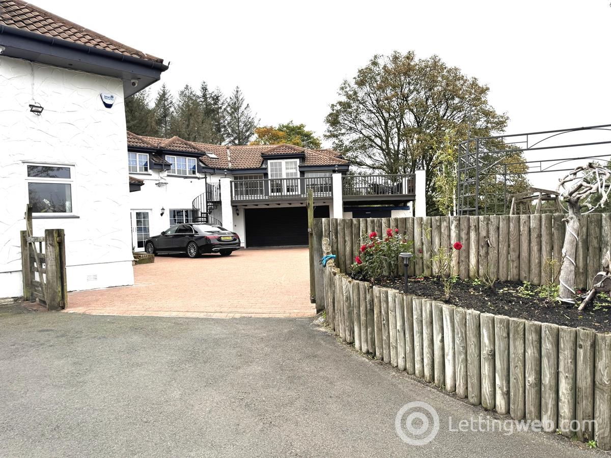 Property to rent in Blueacre 418 Mearns Road Newton Mearns