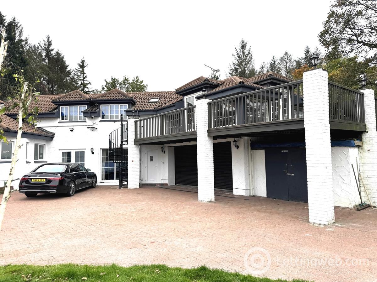 Property to rent in Blueacre 418 Mearns Road Newton Mearns