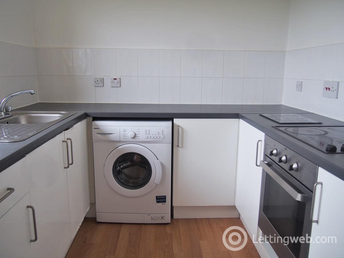 Property to rent in Sandbank Drive