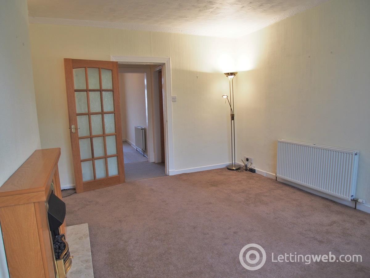 Property to rent in 16 Montford Avenue