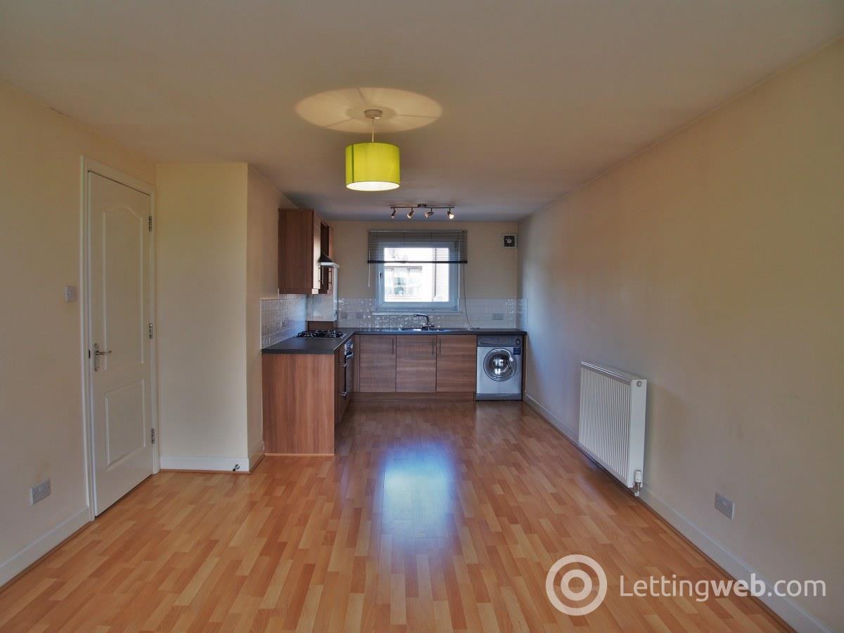 Property to rent in Viewmount Drive