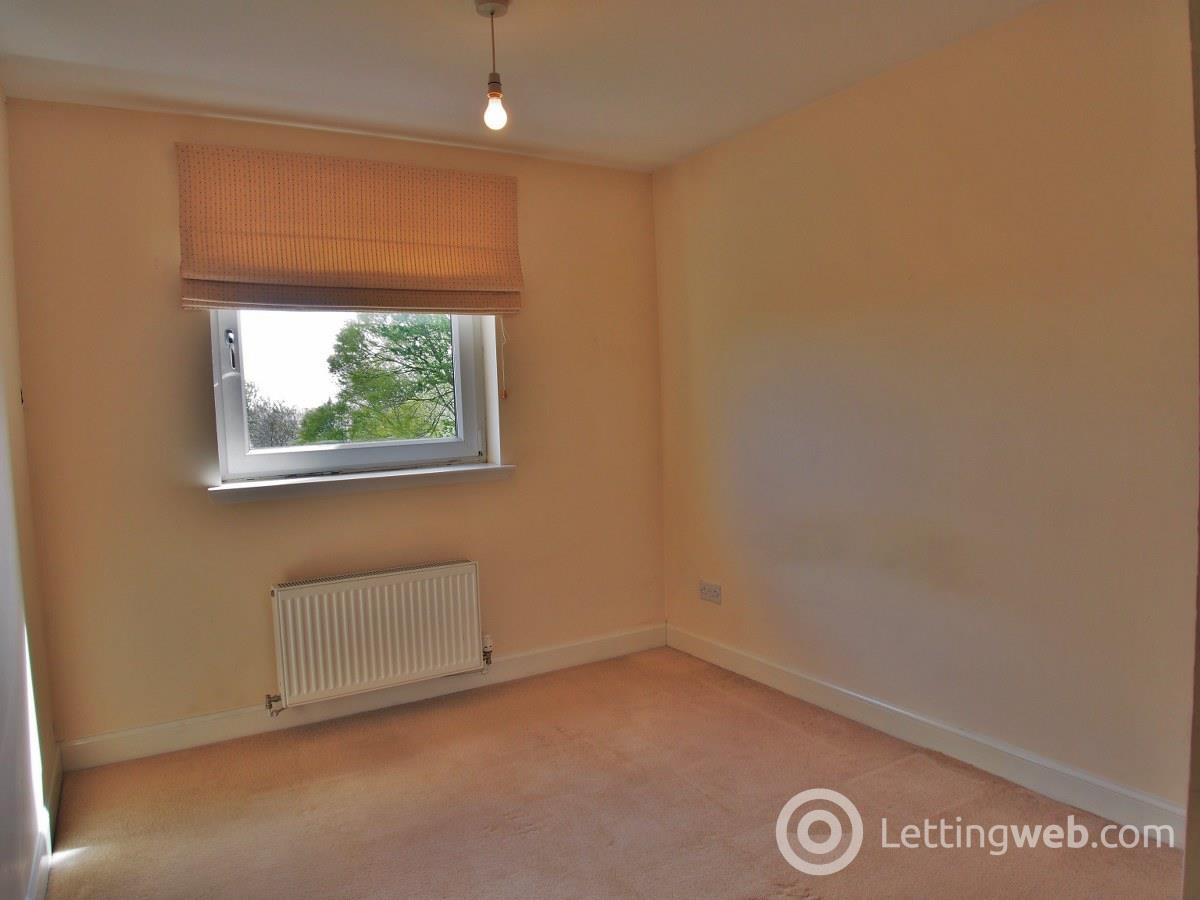 Property to rent in Viewmount Drive