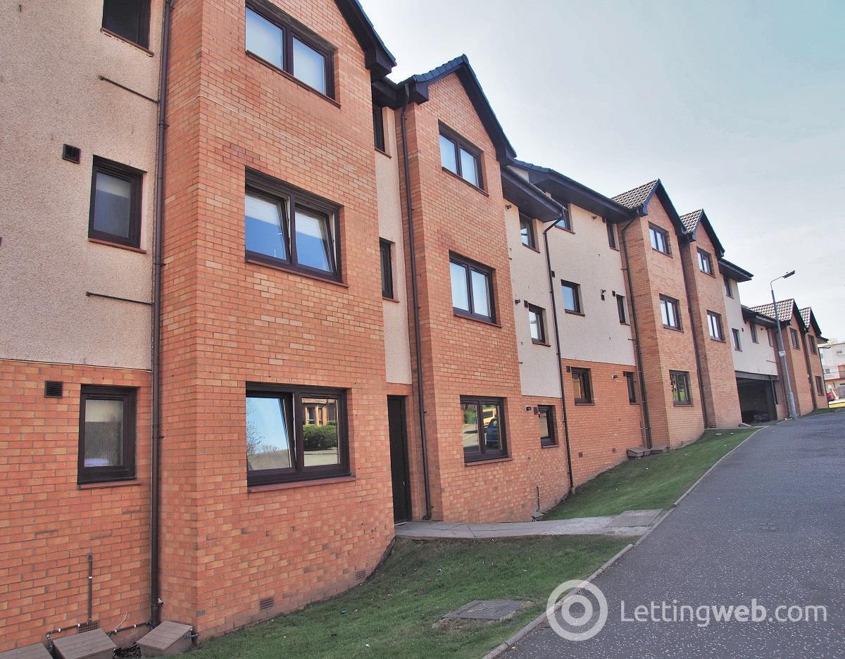 Property to rent in Viewmount Drive