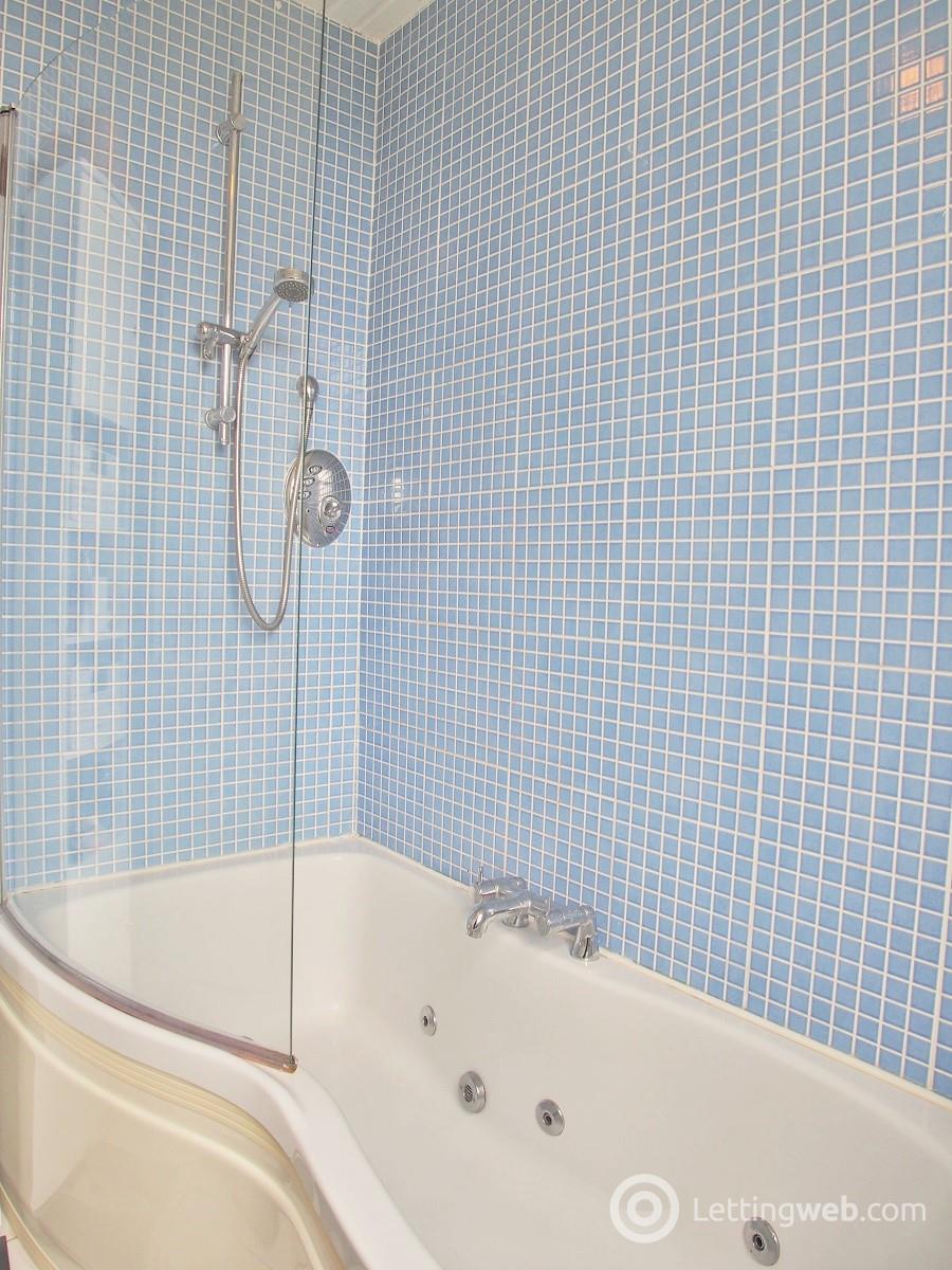 Property to rent in 10 Gateside Road 1-1 Rowallan Barrhead