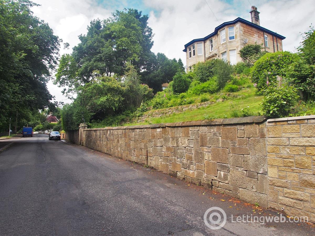 Property to rent in 10 Gateside Road 1-1 Rowallan Barrhead