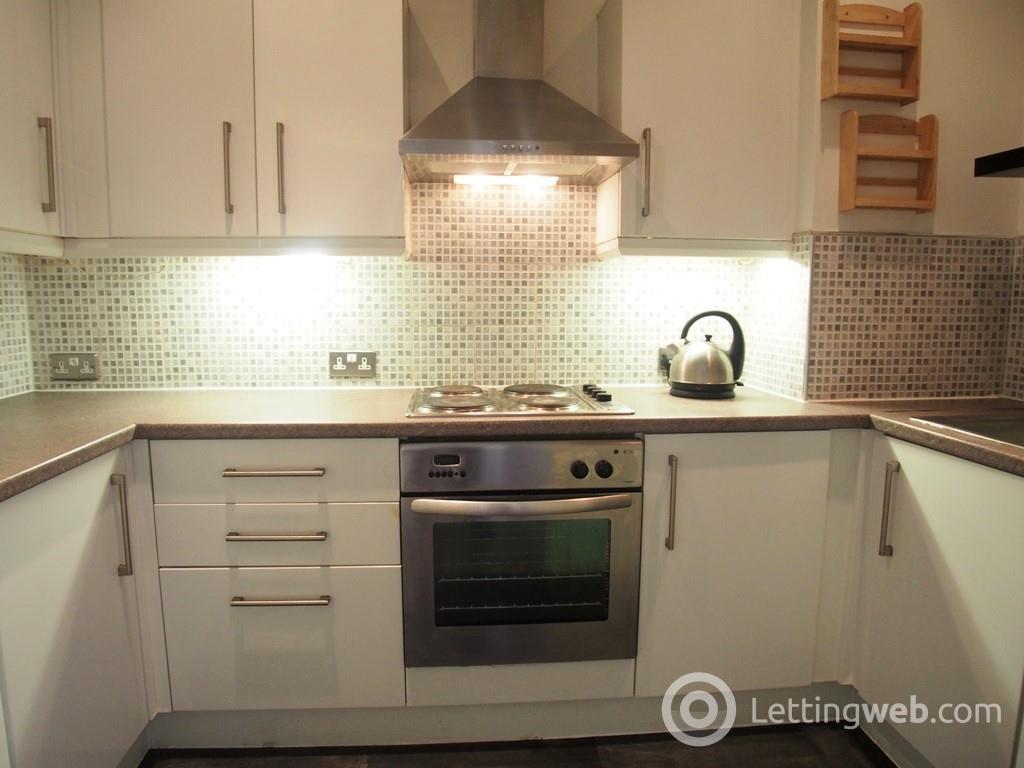 Property to rent in 90 Torrisdale Street