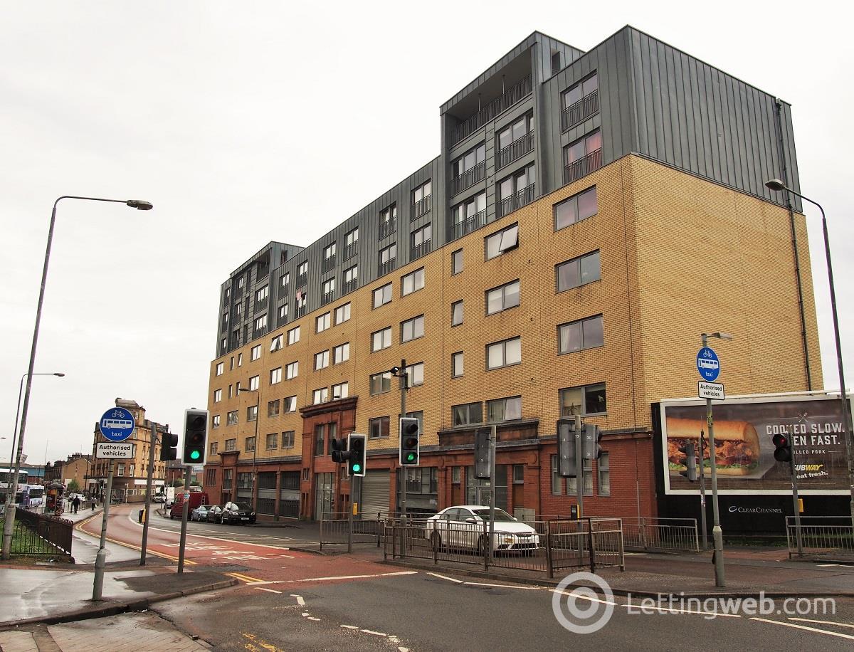 Property to rent in 15 Victoria Road South Side