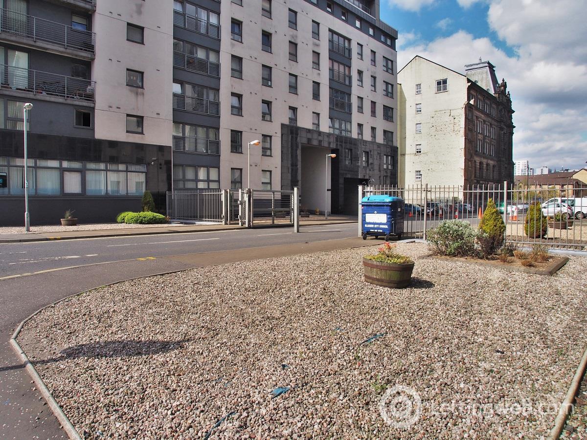 Property to rent in 240 Wallace Street 6-3 Tradeston