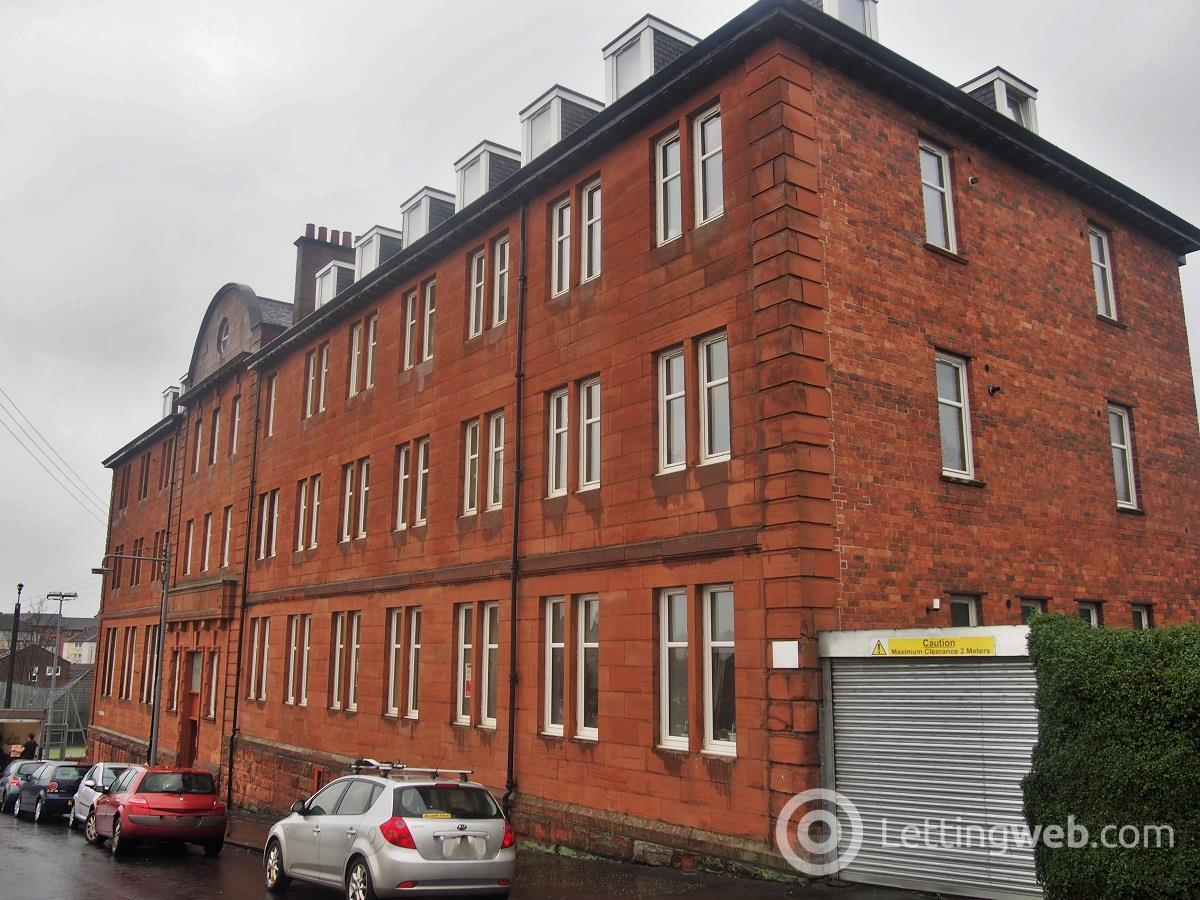 Property to rent in 31 Quarrybrae Street