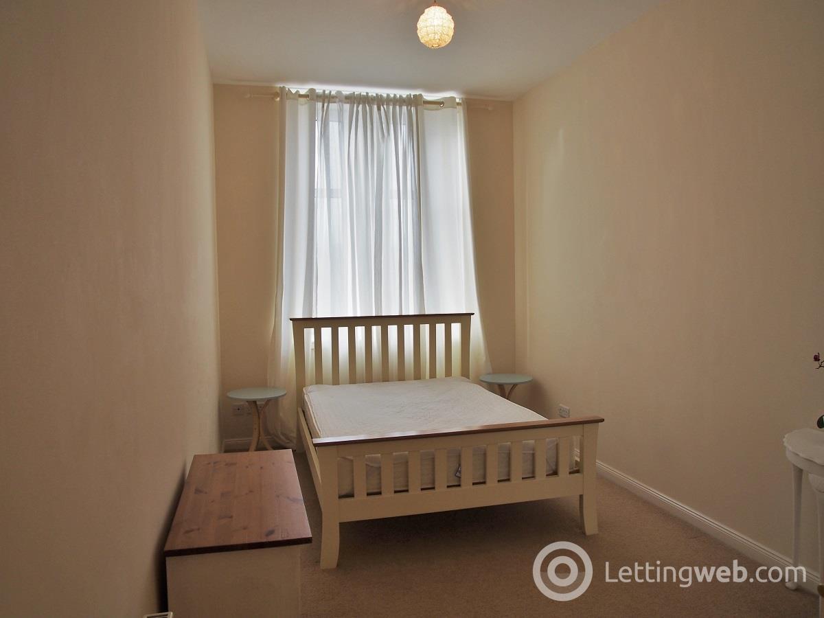 Property to rent in 31 Quarrybrae Street