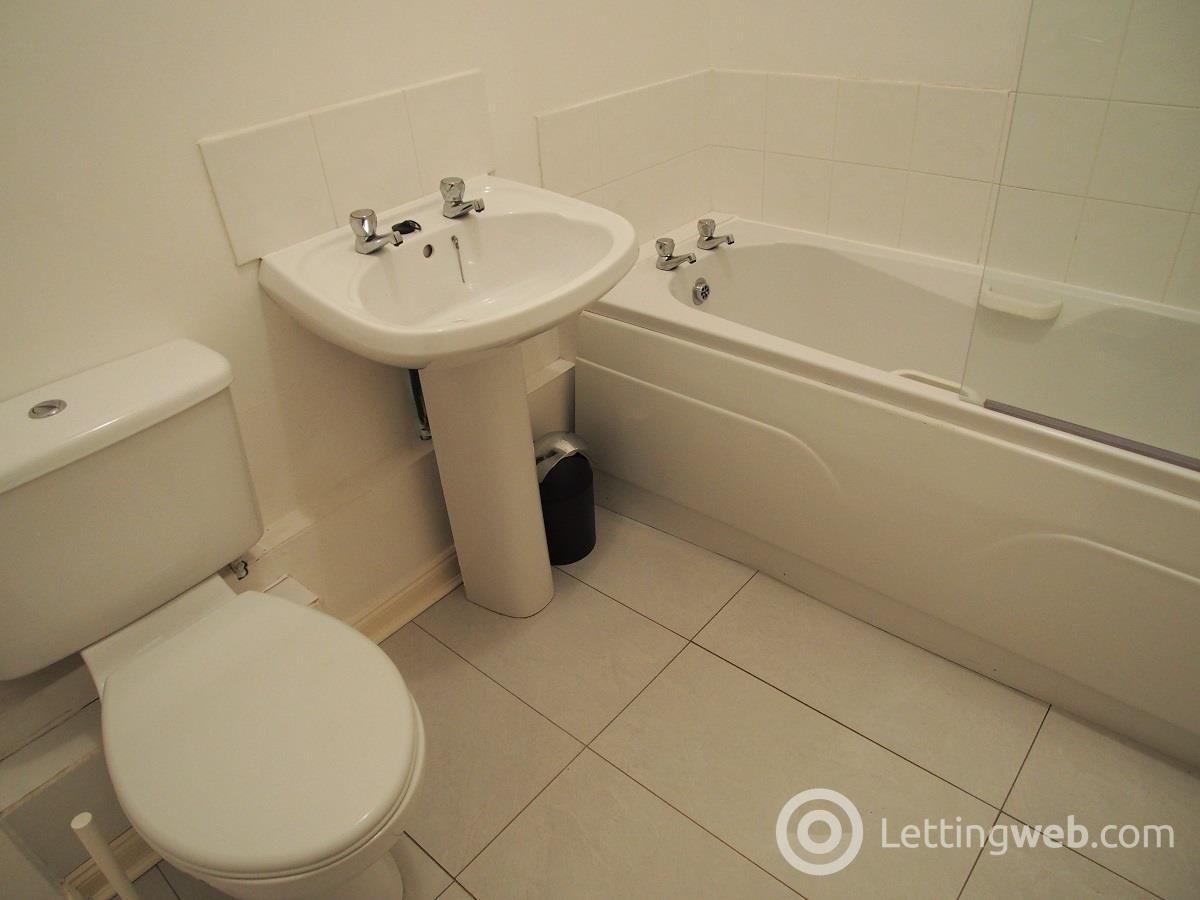 Property to rent in 31 Quarrybrae Street