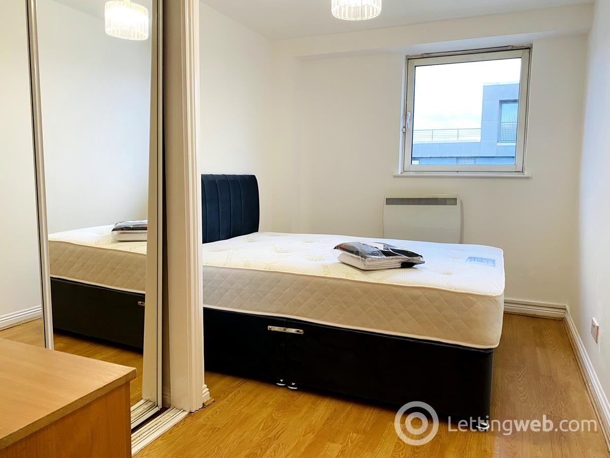 Property to rent in 240 Wallace Street 6-3 Tradeston