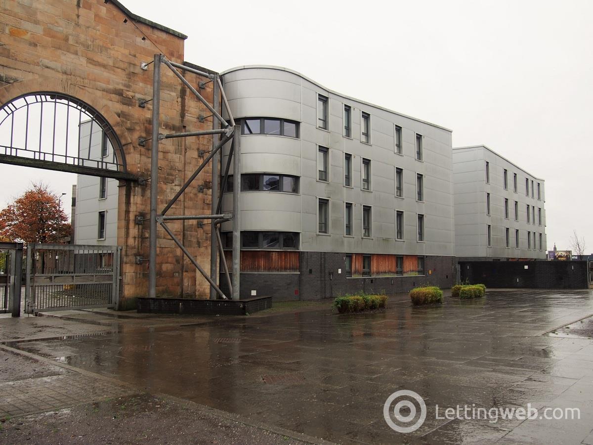 Property to rent in 4 Moore Street Gallowgate