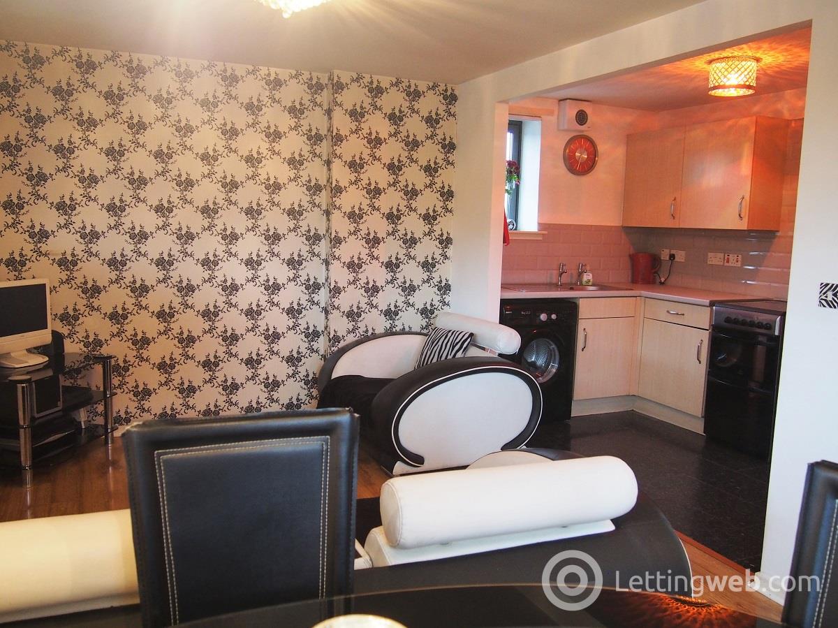 Property to rent in 4 Moore Street Gallowgate