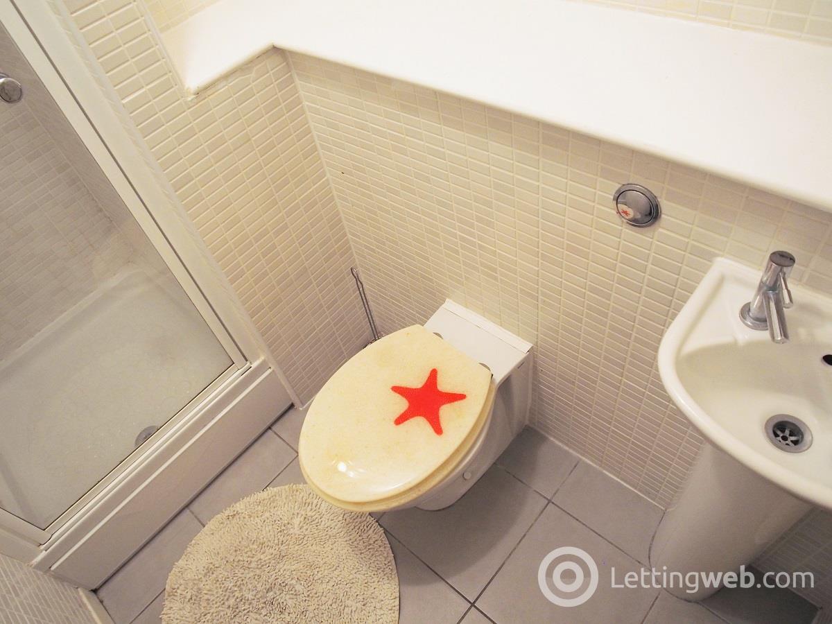 Property to rent in 5 Dalveen Street