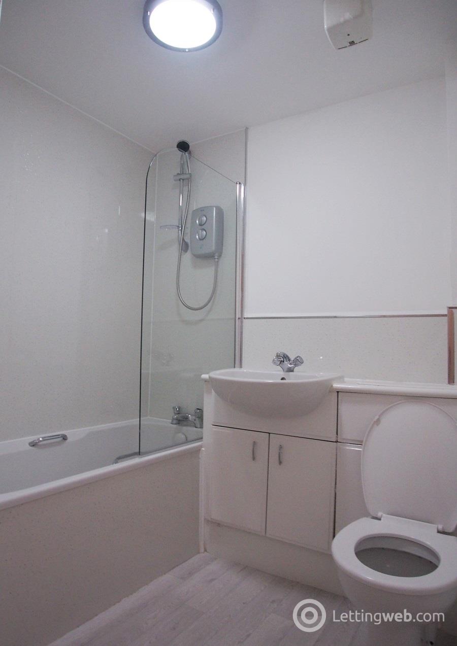 Property to rent in 220 Wallace 0/17