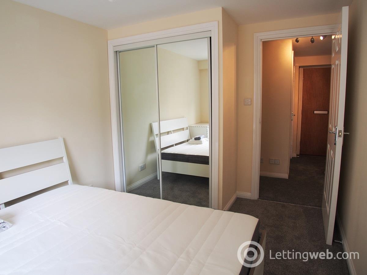 Property to rent in 220 Wallace 0/17