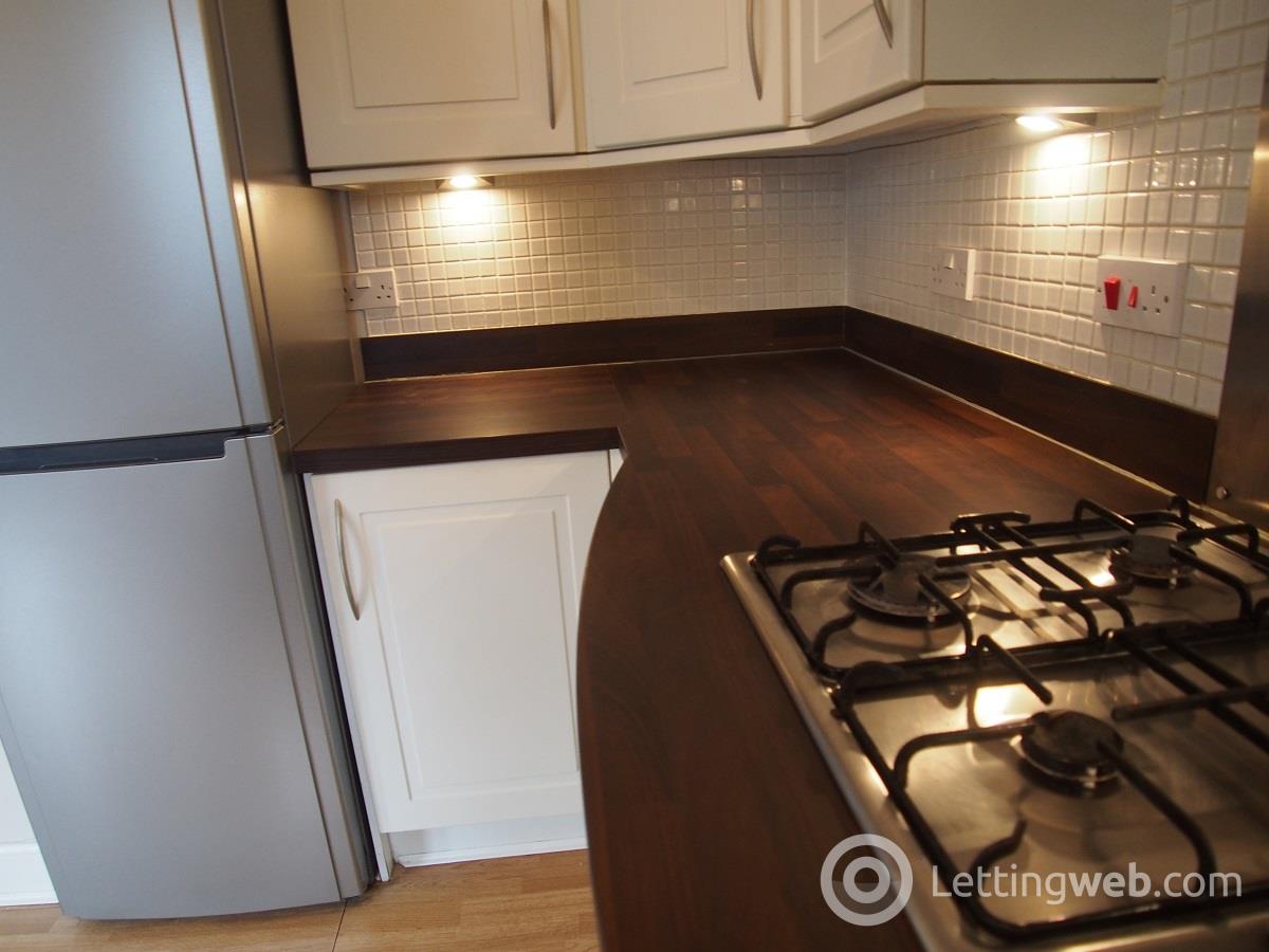 Property to rent in Parklands Oval, Crookston Glasgow