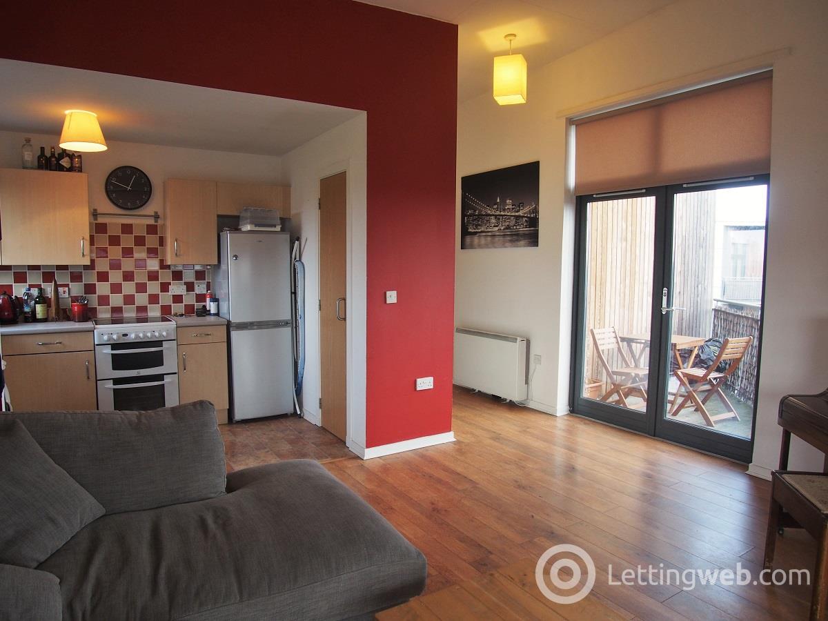 Property to rent in 5 Moore Street