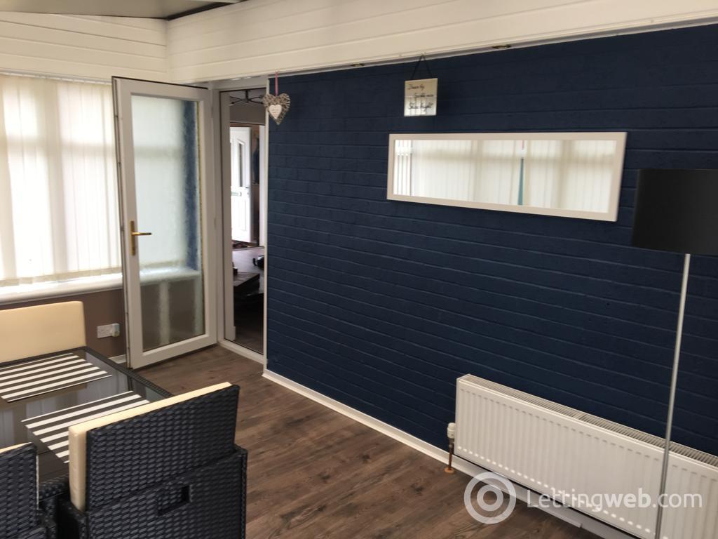 Property to rent in 47 Foresthall Crescent
