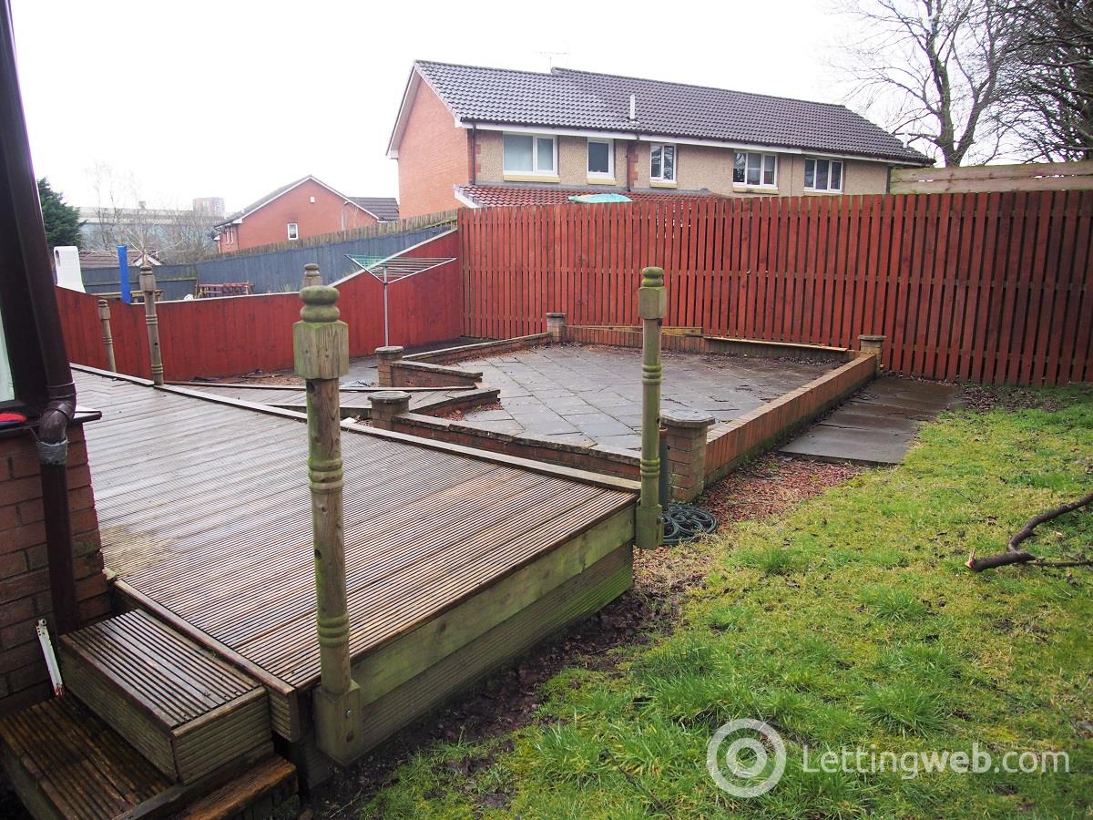 Property to rent in 47 Foresthall Crescent