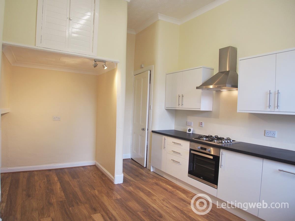 Property to rent in 36 Albert Road South Side