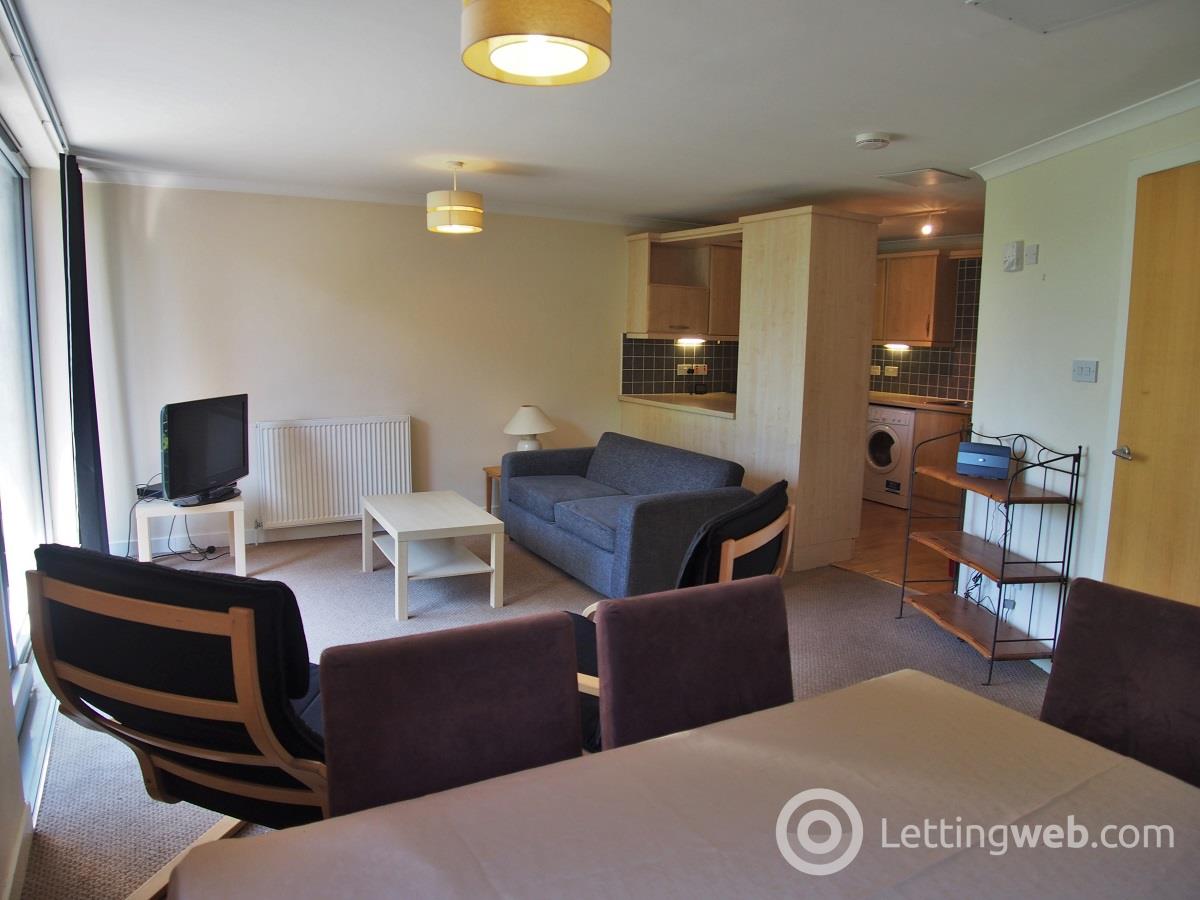 Property to rent in 36 Balvicar Street Queens Park