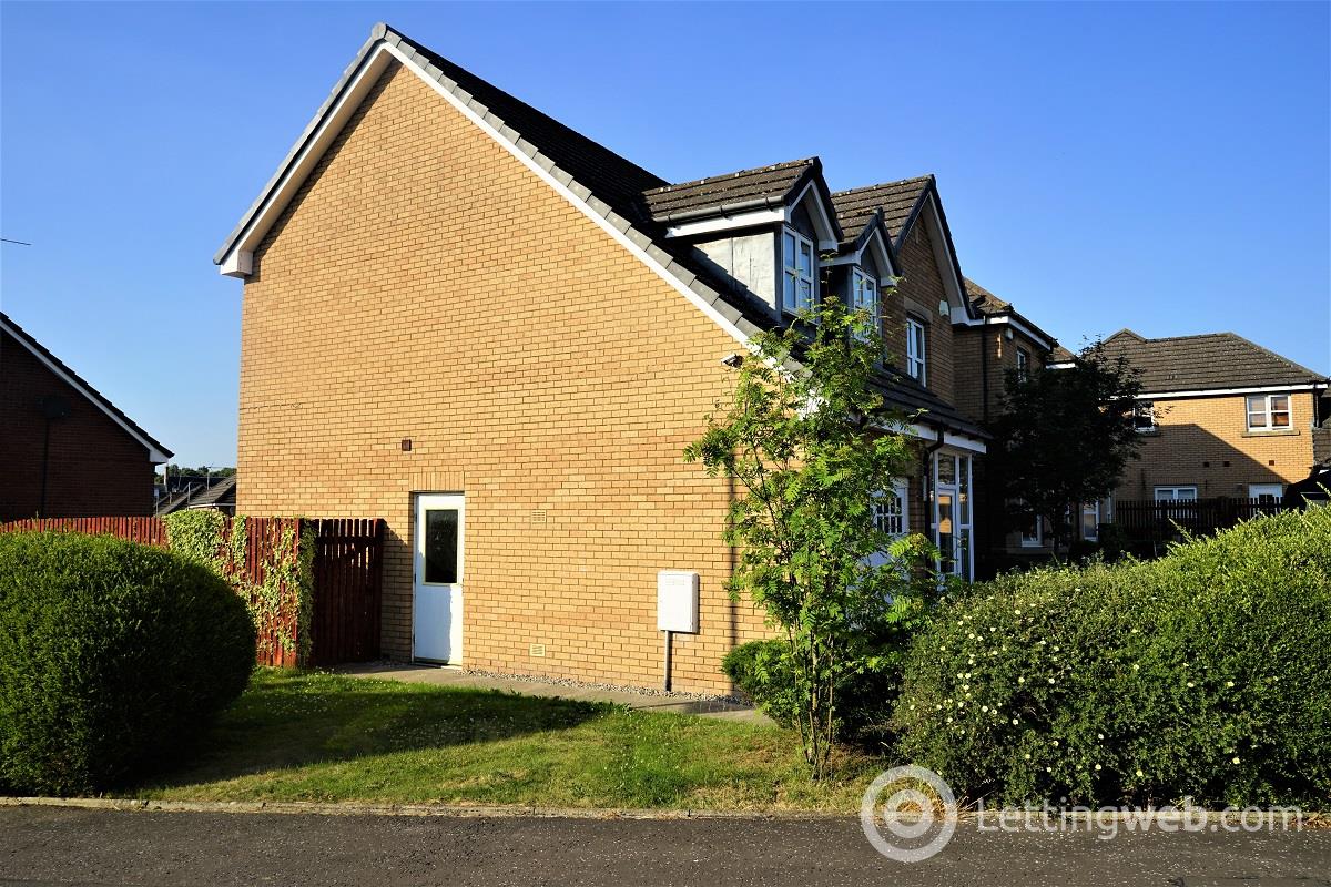 Property to rent in 66 Langhaul Road